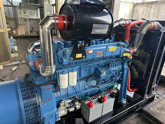ژنراتور دیزل 200KW / 250KVA باز / بسته / ضد صدا    راه حل انرژی مقرون به صرفه برای مشتریان شما